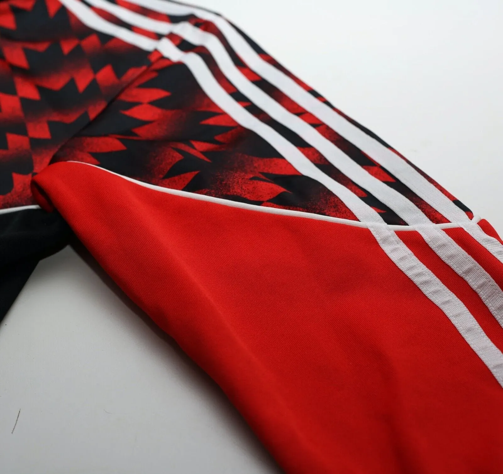 1990/92 Manchester United Vintage Retro adidas Originals Track Top (L)