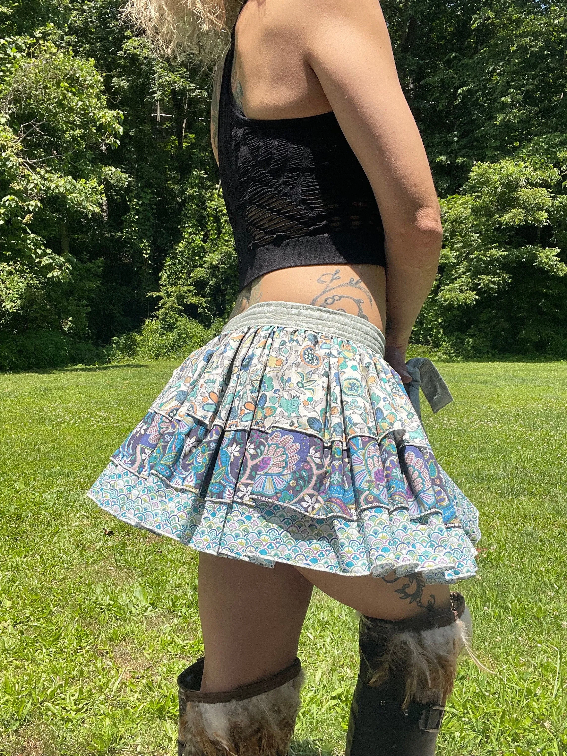 Blue and Green Flower Bustle Skirt, Ruffle Festival Belt, Burlesque Skirt, Rave Costume, Pin Up skirt