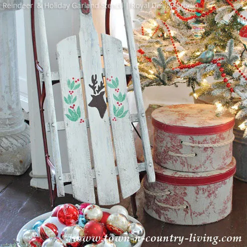 Holiday Garland Christmas Stencil
