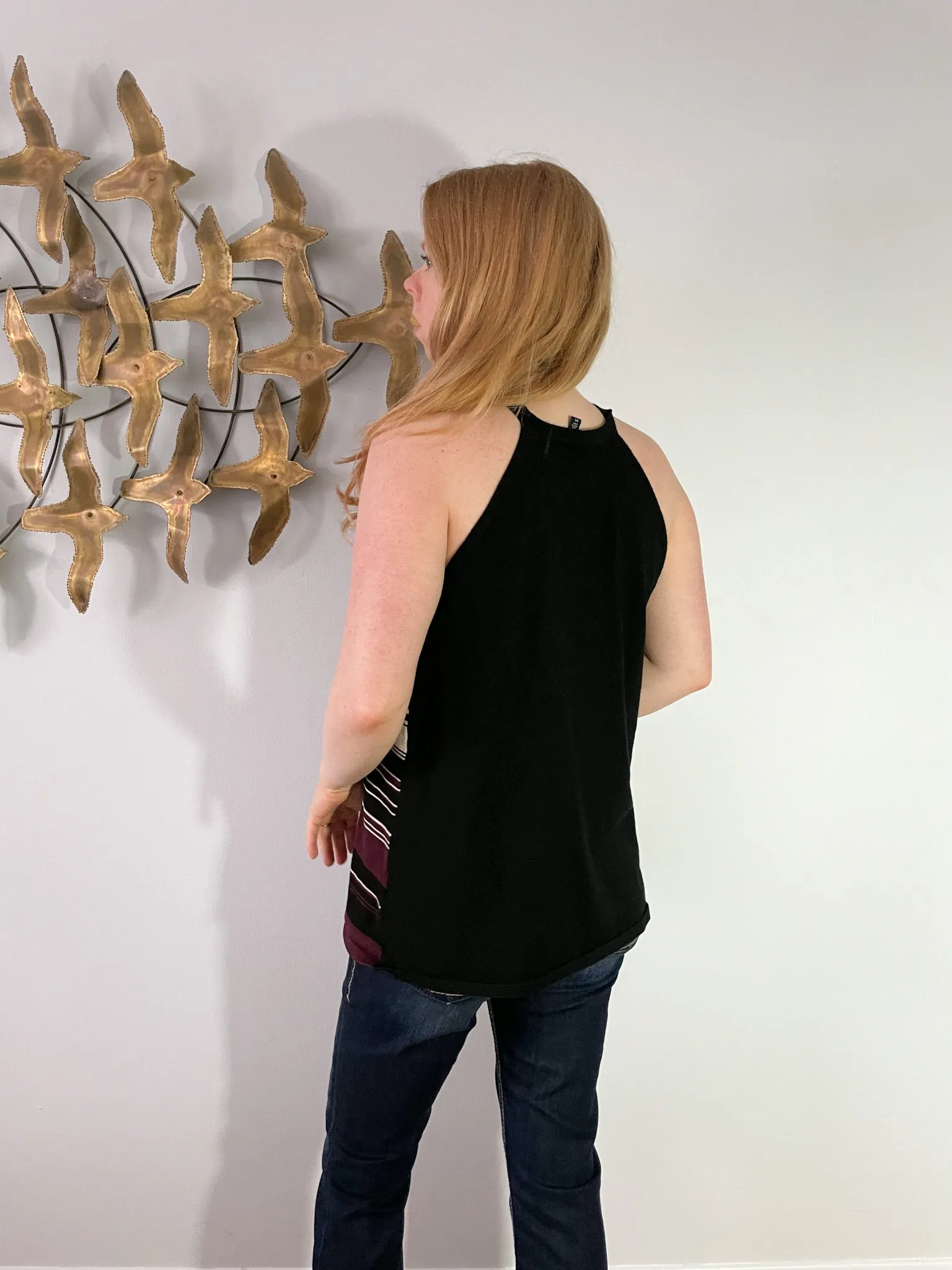 Le Chateau Black Graphic Knit Halter Sleeveless Top - Large