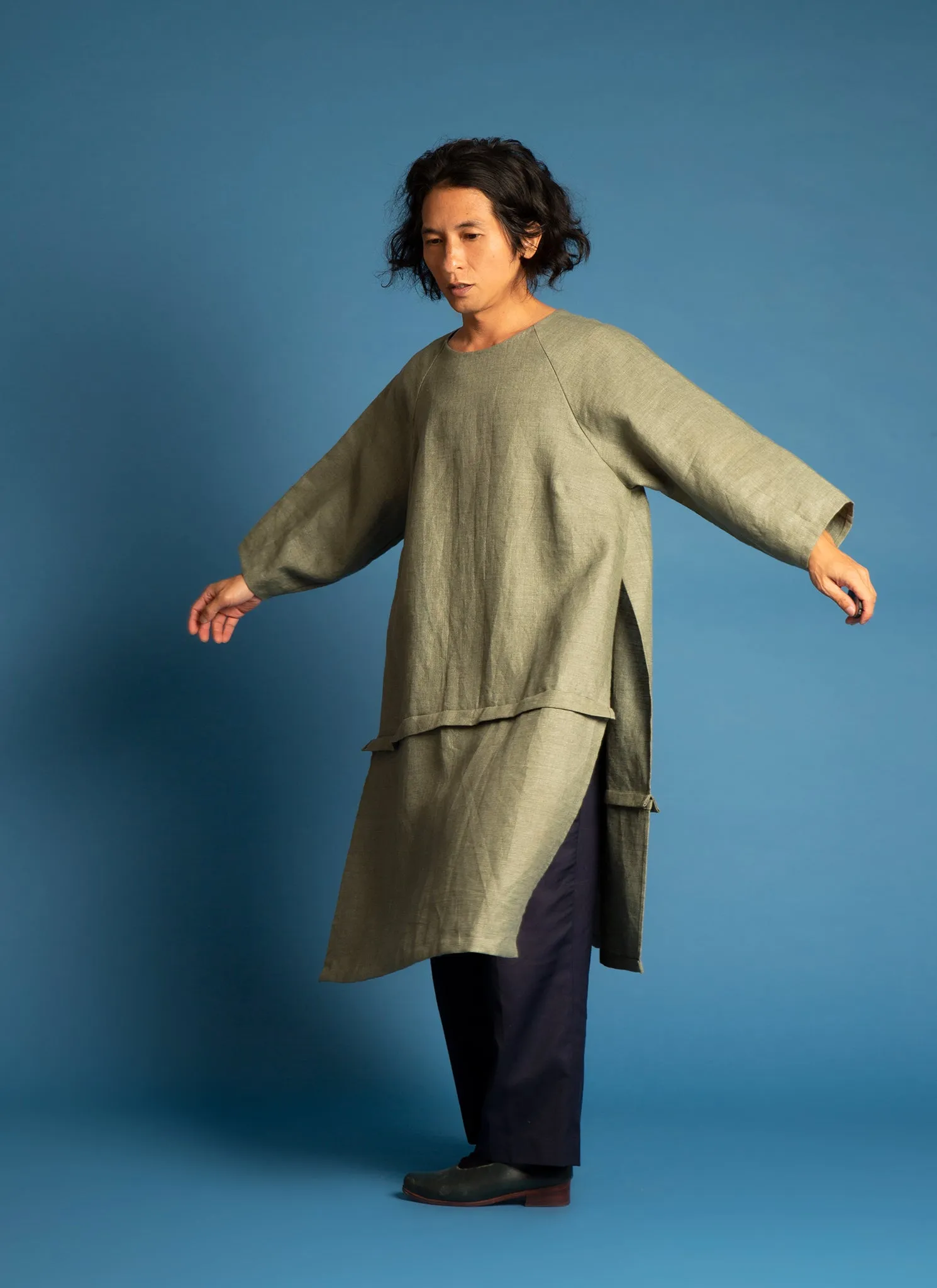 Lim Thắm Unisex Hi-lo 2-1 Convertible Áo Dài Tunic/Top/Dress in Green Linen - 2