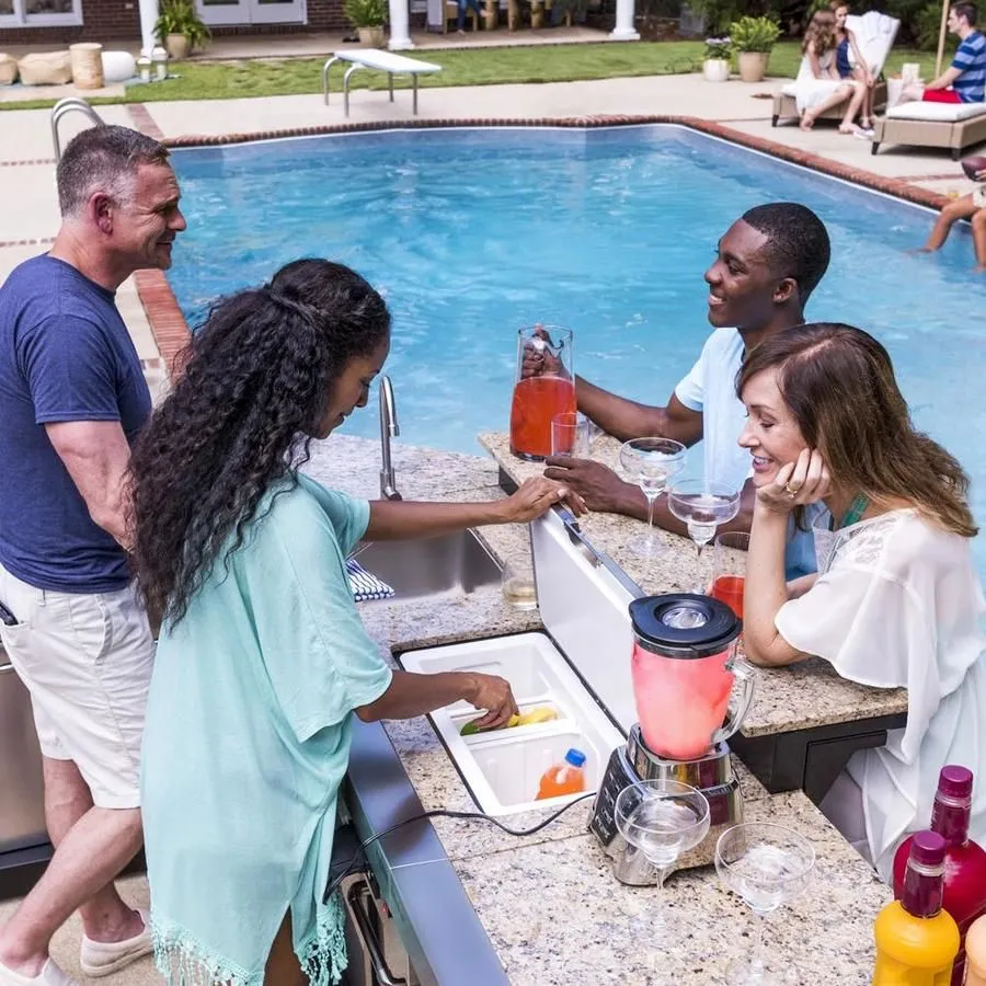 MEDALLION SERIES™ MODULAR OUTDOOR KITCHEN ENTERTAINMENT MODULE