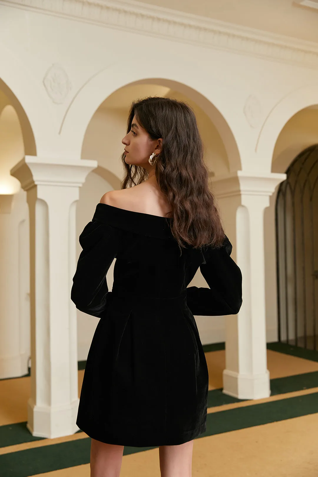 Off-the-shoulder skirt | Black suit skirt | Banquet suit skirt