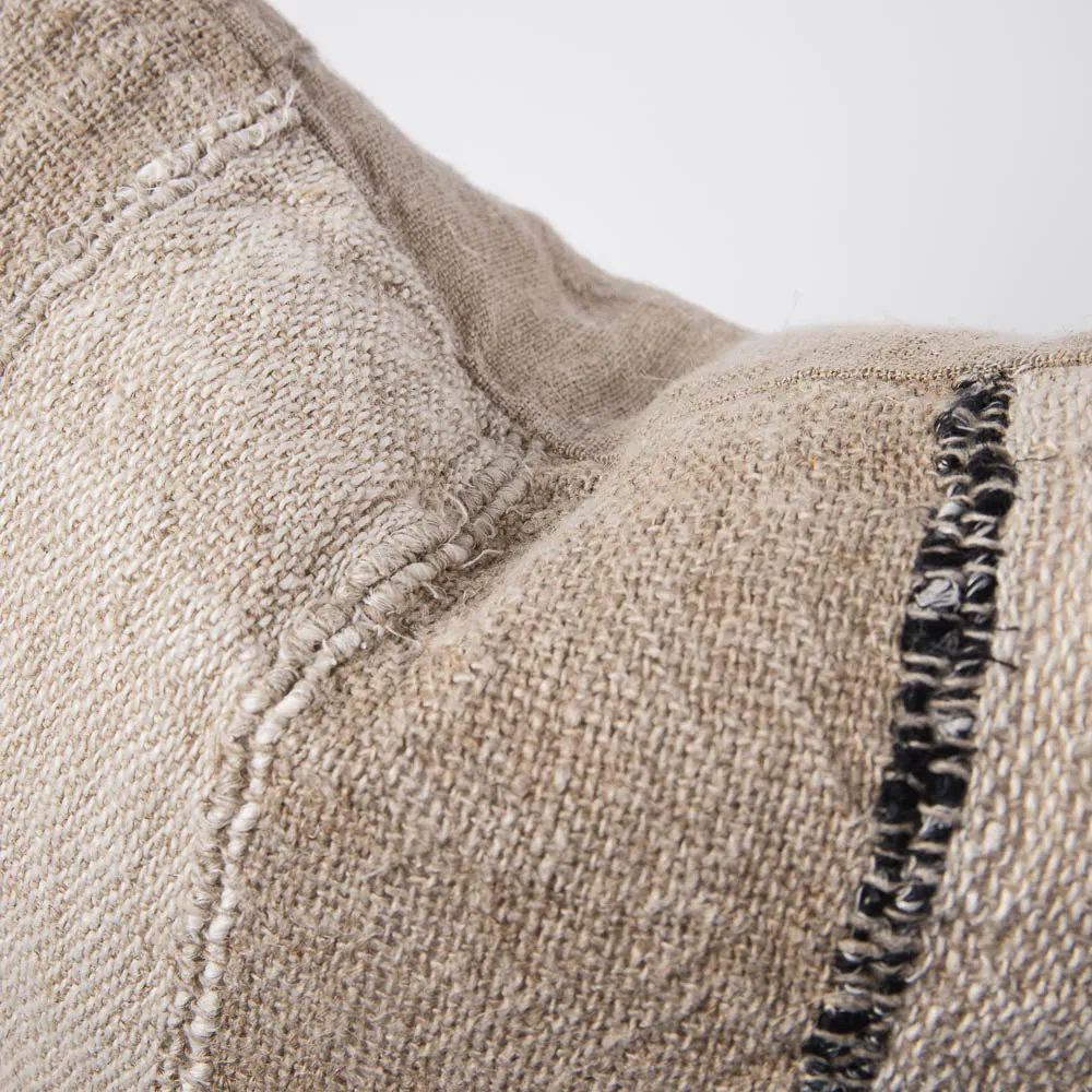 Retreat Cushion -  Natural/Ivory/Black