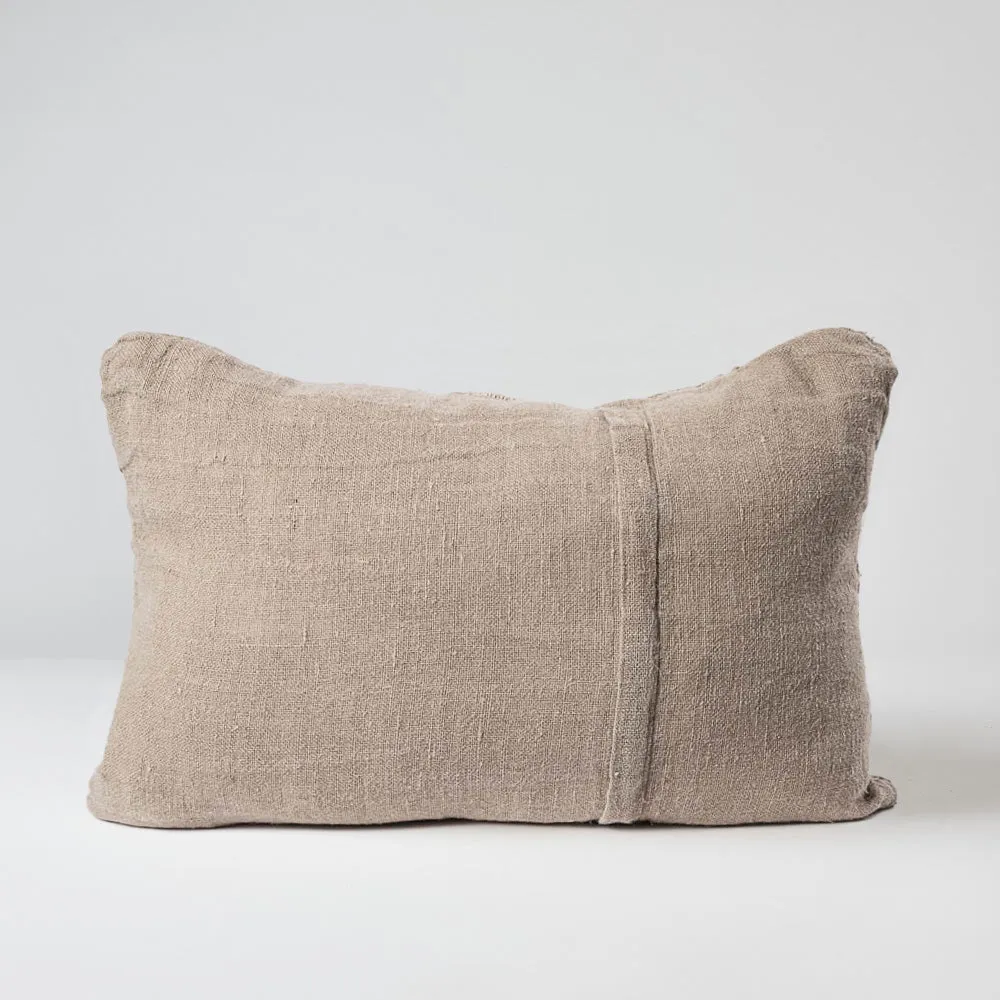 Retreat Cushion -  Natural/Ivory/Black