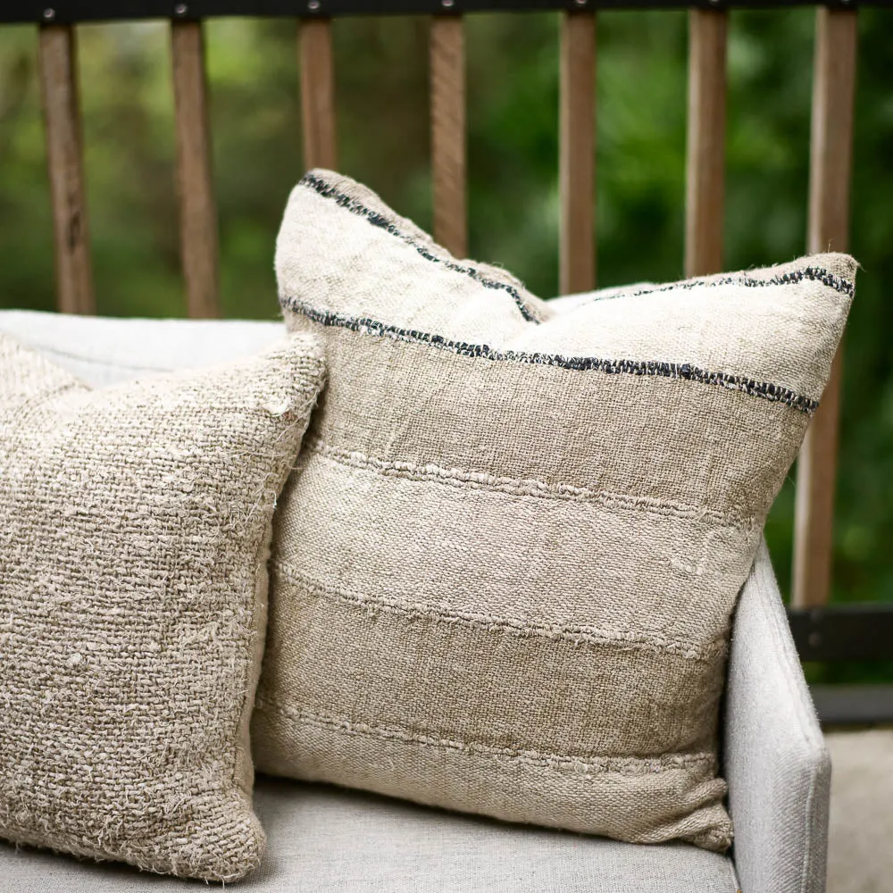 Retreat Cushion -  Natural/Ivory/Black