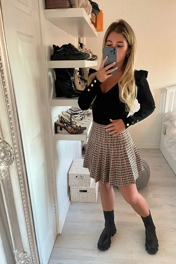 TAN DOGTOOTH SKATER SHORT KNITTED SKIRT