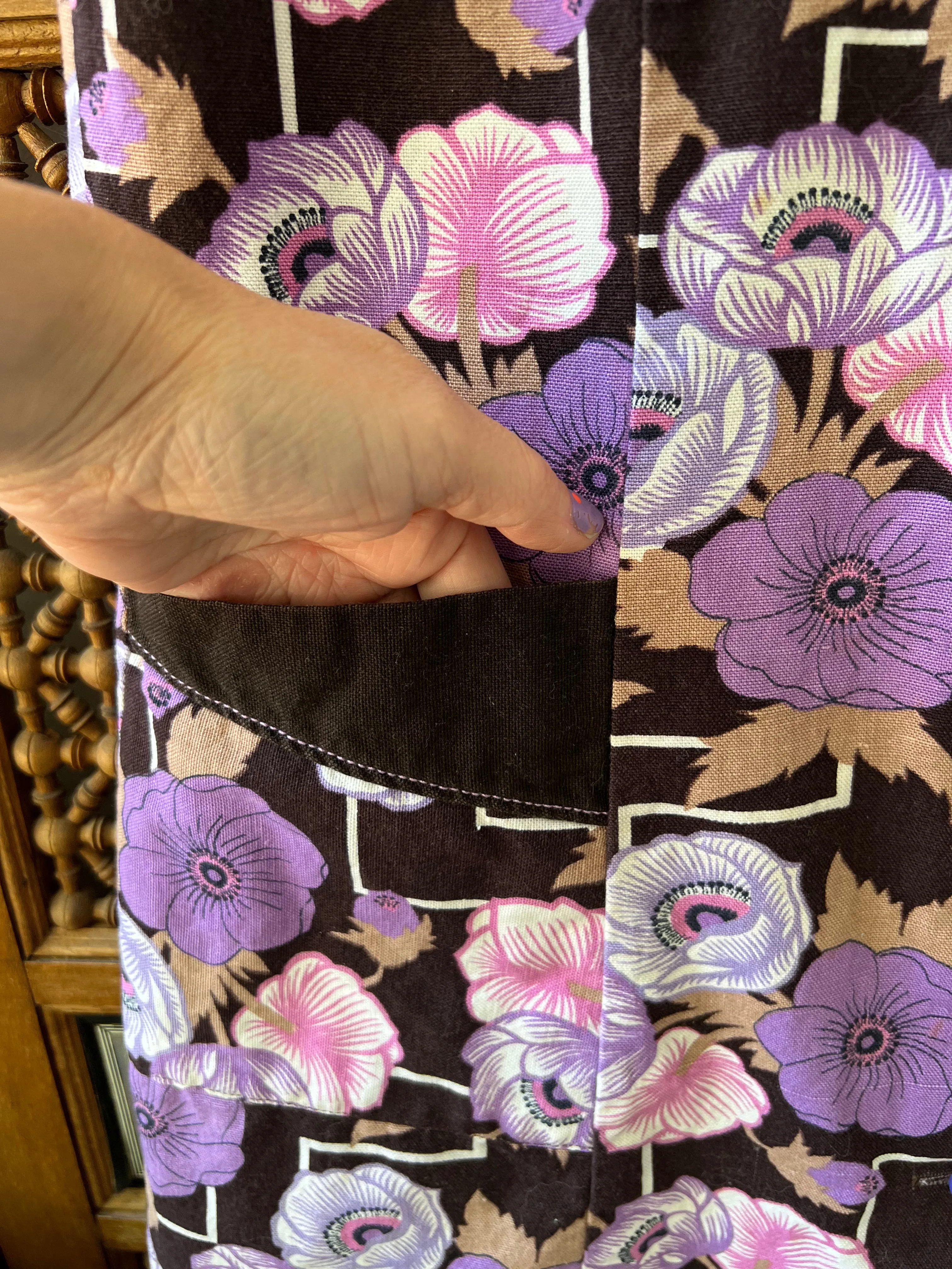 Vintage 60's Floral Sleeveless Smock Top