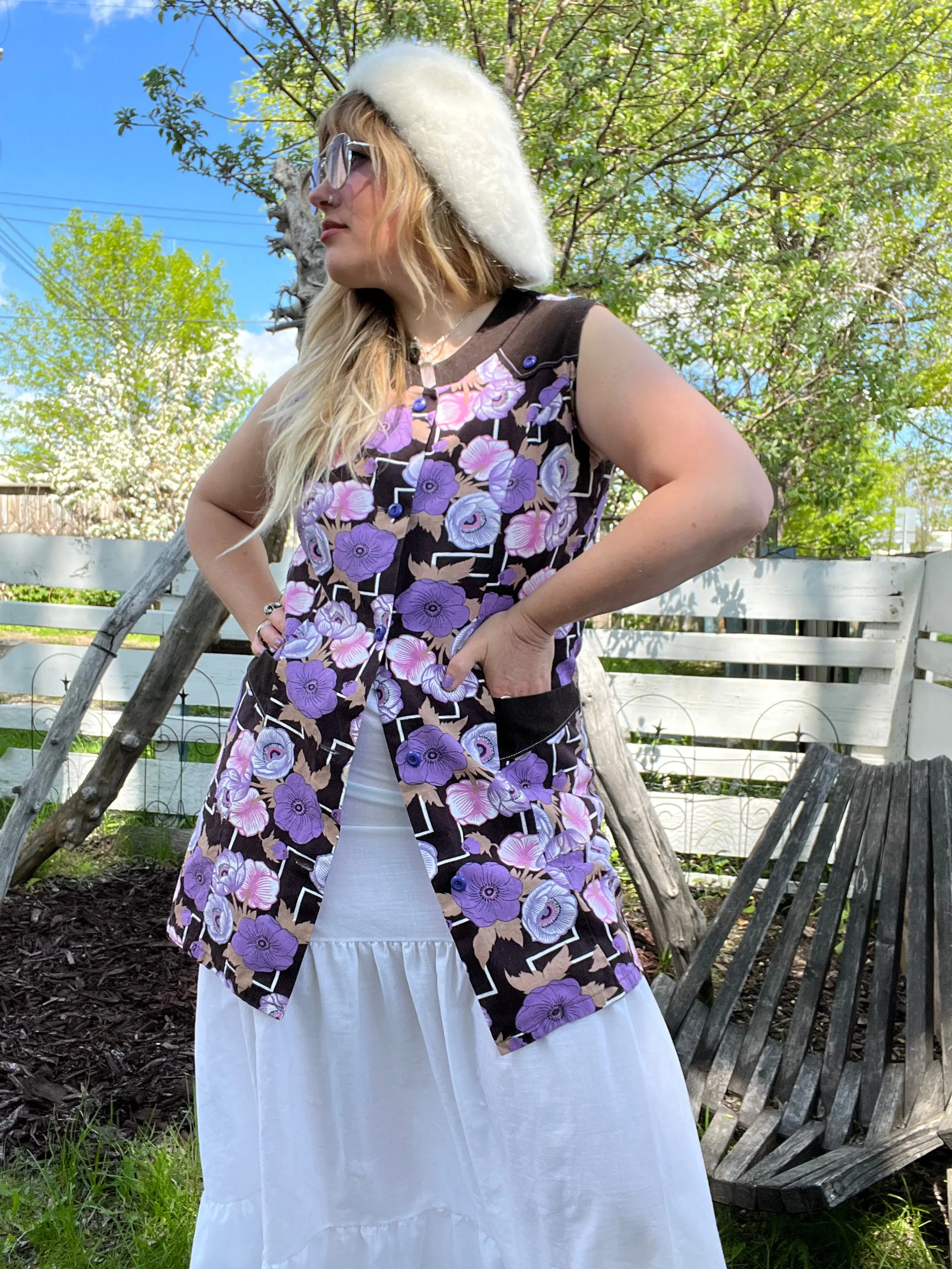 Vintage 60's Floral Sleeveless Smock Top